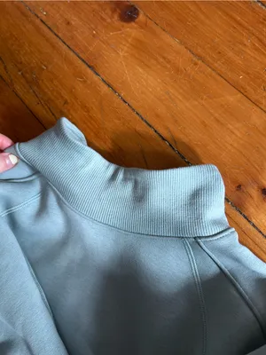 Lululemon Plush Fleece Curved
Hem Pullover silver blue small thumbnail 6