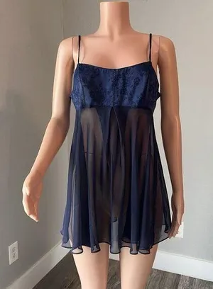 Victoria’s Secret Navy Rose Pattern Satin MEDIUM Lingerie Adjustable Straps #15 thumbnail 1