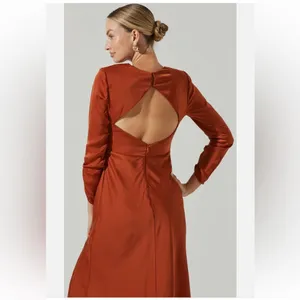 ASTR The Label Gracie Long Sleeves Cutout Satin Midi Dress‎ size small thumbnail 2