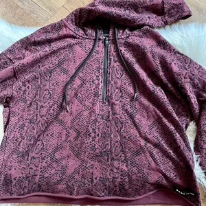 DKNY Snake Print Cropped Sweatshirt thumbnail 3