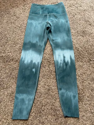 Beyond Yoga Leggings size small thumbnail 2