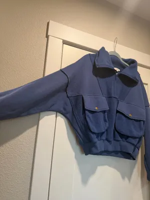 Aemi + Co Blue Cropped Collared Sweatshirt thumbnail 3