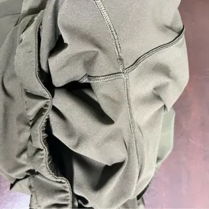 Lululemon On The Fly Crop 23 Dark Olive Luxtreme Travel Pants Size 6 thumbnail 12