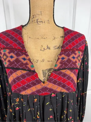 Free People Size L Black Floral Boho Embroidered Babydoll Top thumbnail 3