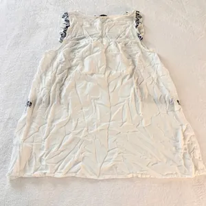 Chloe K Embroidered Babydoll Tank Top Womens Size L White Blue Boho Rayon‎ 5307 thumbnail 7