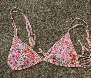 Amazon Bikini Set thumbnail 1