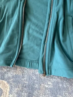 lululemon Jacket Full-Zip  thumbnail 3