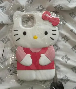 Hello Kitty Phone Case  thumbnail 2