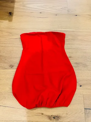 HYFVE Red Strapless Bubble Hem Mini Dress Tube Balloon Dress thumbnail 2