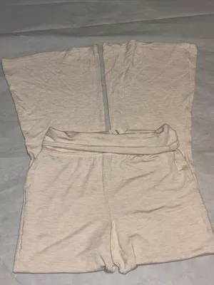 Aerie Womens NWT “Gotta Jet” cream Flare Ribbed Pants Size medium High Waist NWT thumbnail 2