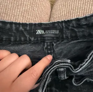 Black Shorts ZARA Denim High-Rise thumbnail 3