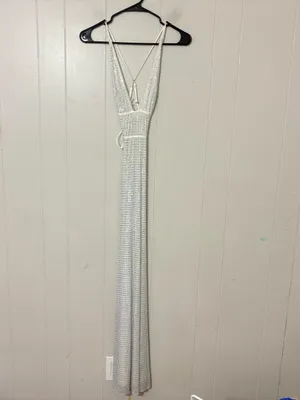 Oh Polly Magdalena Embellished Cut Out Backless Maxi Dress White Size 2 thumbnail 3