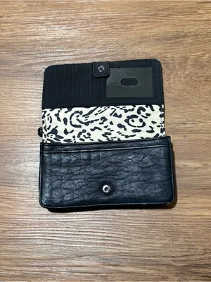 Jessica Simpson Black Checkbook Wallet Leopard Print Interior Faux Leather thumbnail 4
