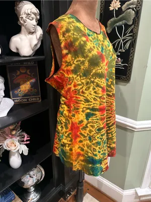 Karma Circle USA Sleeveless Dye Top – Multicolor Swirl – Size L/XL NWT thumbnail 3