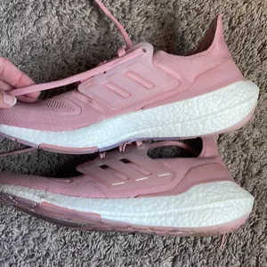 Adidas Woman’s running shoes thumbnail 7