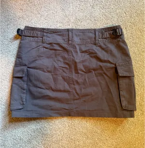 Brandy Melville Brown Cargo Mini Skirt thumbnail 5