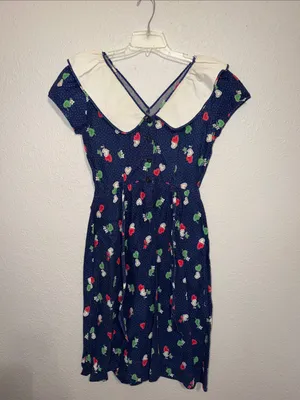 vintage 70s blue novelty print dress white V-shaped collar, buttons heart motifs thumbnail 4