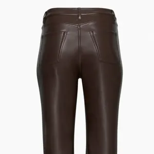 Aritzia The Melina Cropped Pant mocha brown. NWOT never been worn! thumbnail 2