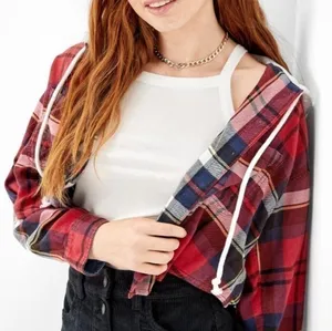 American Eagle Cozy Cabin Cropped Hoodie Flannel •XS thumbnail 1