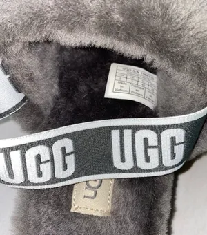 NEW UGG Slippers thumbnail 5