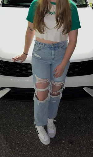 American Eagle Mom Jeans thumbnail 1
