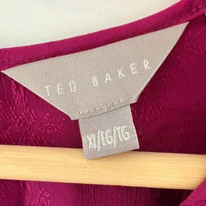 Ted Baker Magenta Pink Floral‎ Jacquard Puff Sleeve Blouse XL 1037380 NWT thumbnail 9