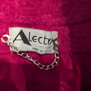 Vintage Alectra Magenta Pink Boucle Wool Blend Funnel Neck Coat Made in USA thumbnail 8