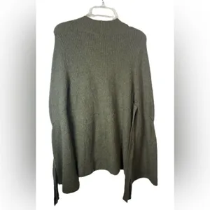 Chelsea28 bell sleeve wool blend sweater Size Small Green Cozy Cute Boho thumbnail 8