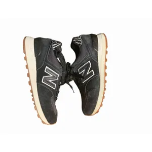 New Balance Shoes Mens 7.5 Women’s Classic Suede Running Sneakers WL574XB2 Black thumbnail 4