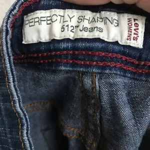 Levi’s Perfectly Shaping 512 jeans shorts 20W‎ thumbnail 3