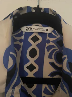 ZARA Blue & White Patterned Satin Button-Down 💙✨ thumbnail 5