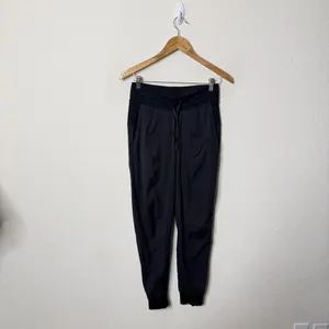 Lululemon Dance Studio Jogger *29" Black Womens‎ Size 4 thumbnail 3