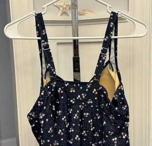 Woman’s Swimwear Sz 16 Flattering Tankini Top Navy Blue Floral Adjustable Straps thumbnail 8