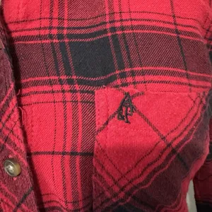 Abercrombie & Fitch Red‎ black Check Plaid Button Down Womans Career Shirt S thumbnail 3