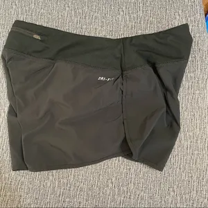 Nike Women’s Athletic Shorts thumbnail 4