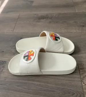 Tory Burch Slides thumbnail 2
