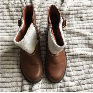 Olivia Miller “Beekman” Sherpa Front Booties thumbnail 3