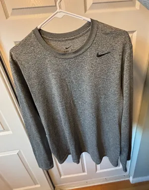 Men’s Nike Dri-Fit Long Sleeve thumbnail 1