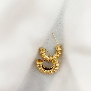 18k Gold Retro Inspired Textured Hoop Earrings thumbnail 6