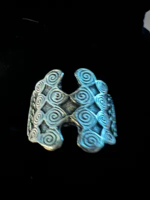 Women’s Stainless Steel Silver Unique Design Ring Size 7 thumbnail 3