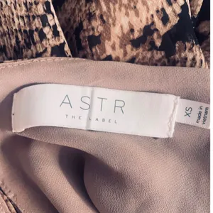 ASTR The Label Darla Cowl Neck Cami Top Snake Print Brown Neutral Capsule Rare thumbnail 7