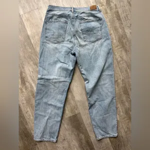 American Eagle Distressed High Rise 90's Boyfriend Women's size 12x-longJeans thumbnail 4