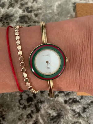 BEAUTIFUL GUCCI bangle watch set 🔥🔥🔥 thumbnail 2