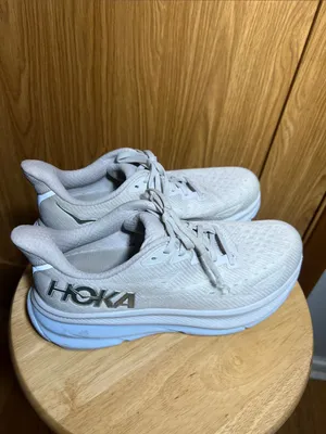 Hoka Women's Light Gray/White Cushioned Running Shoes thumbnail 4