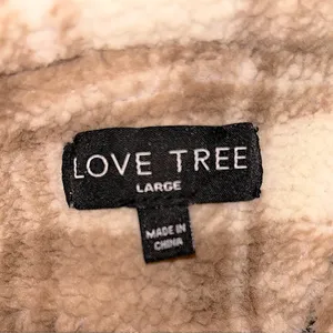 LOVE TREE Beige Plaid Sherpa Womens Shacket thumbnail 5