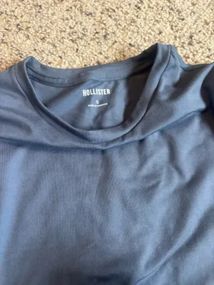 Hollister T-Shirt thumbnail 2