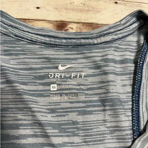 Nike Dri-Fit Tank Top Women's Size XS Running Blue Athletic Yoga Workout Active thumbnail 3