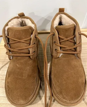 UGG Neumel Chukka Boots Womens 7 Chestnut Suede Shearling Lined Lace Up thumbnail 1