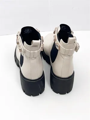 MADDEN GIRL Honey Cream Removable Gem Ankle Strap Chelsea Lug Sole Boots 9M Boho thumbnail 11