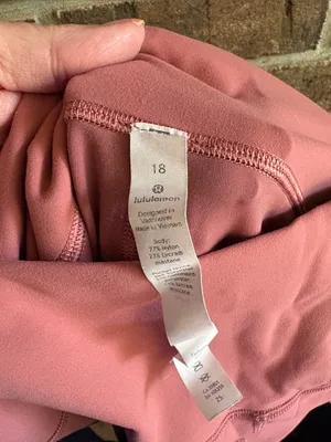 lululemon athletica Women's Dusty Rose Capri Leggings thumbnail 4